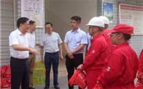 铜梁区区委书记、区长慰问公司一线员工