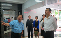 重庆市市委常委、统战部部长刘光磊来英国上市公司365集团视察调研